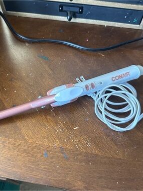 Conair 1/2 inch Curling Iron